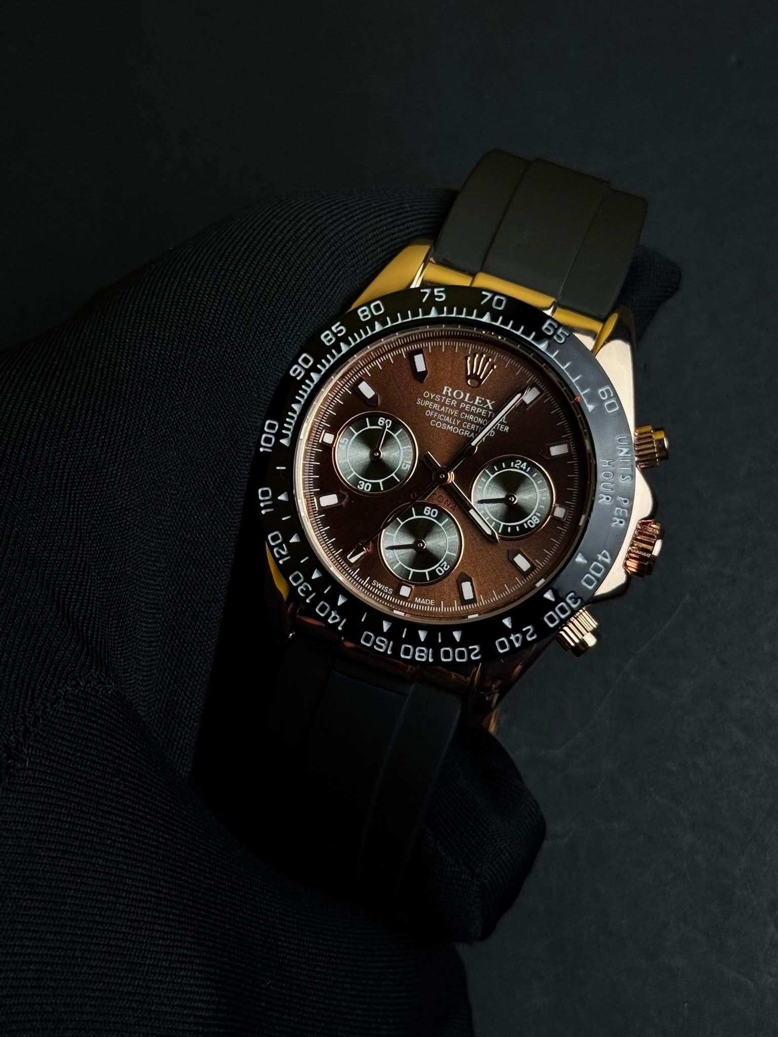 IMG_1867 Premium Quality Day Tona Chronograph Quartz Watch - Image 1