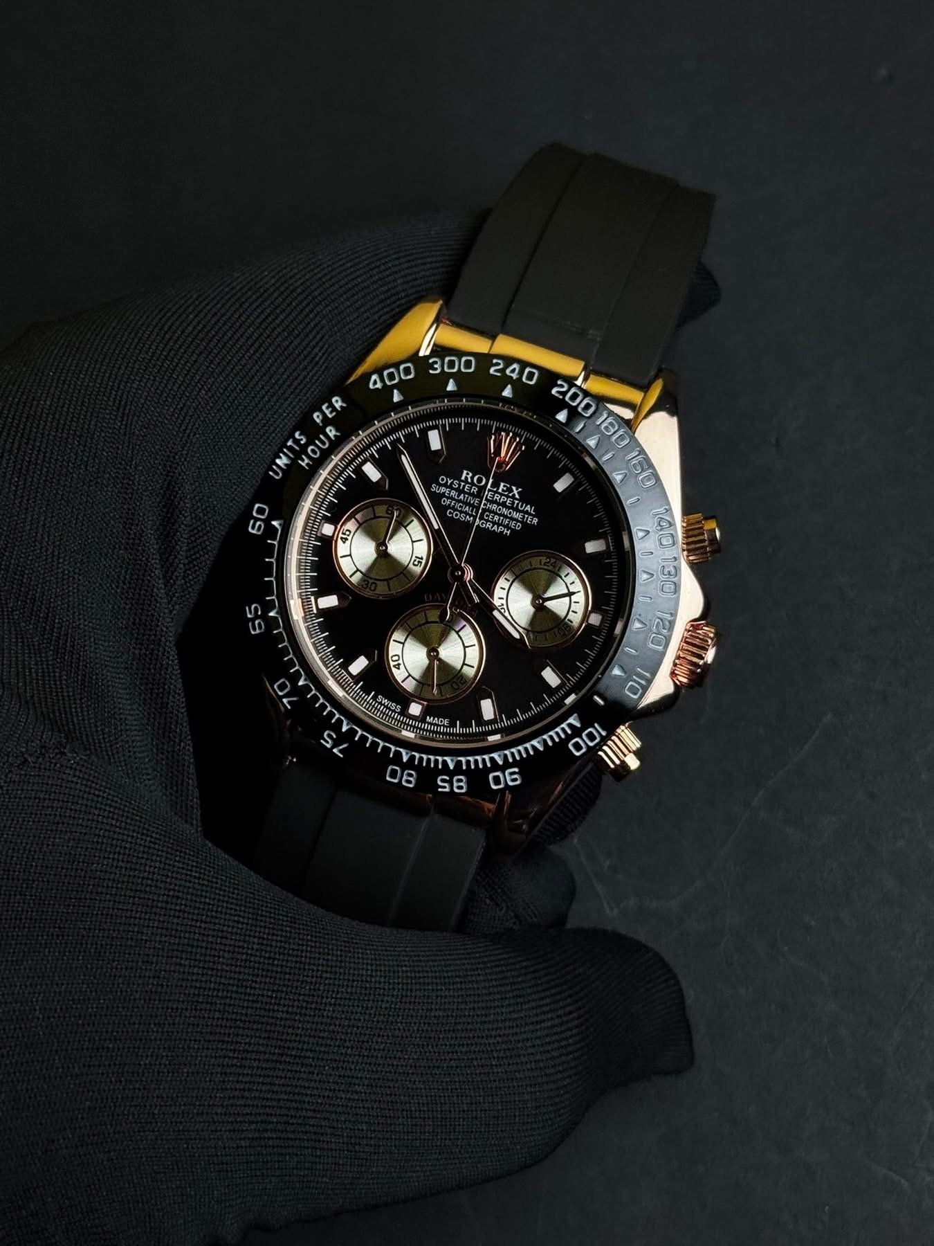 IMG_1870 Premium Quality Day Tona Chronograph Quartz Watch - Image 1