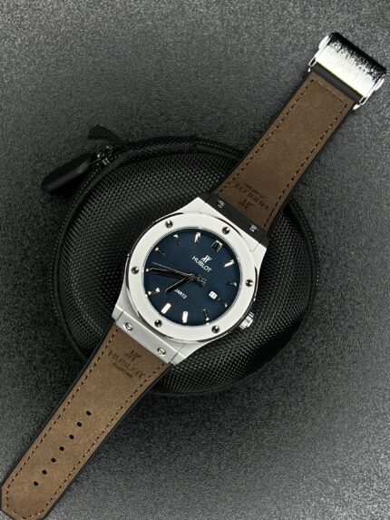 𝐇𝐮𝐛𝐥𝐨𝐭 Big Bang Formal Edition Artificial Leather Dark Brown Belt And Blue Dial