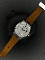 𝐇𝐮𝐛𝐥𝐨𝐭 Big Bang Formal Edition Artificial Leather Light Brown Belt And White Dial