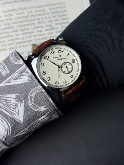 Vacheron Constantin Geneve Classic Dial Watch (Brown & White)