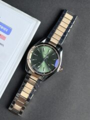 Omega Seamaster Titanium Silver & Rose Gold (Two-Tone Green Dial ) - Image 2