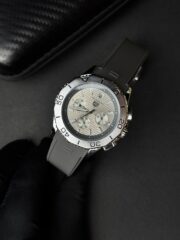 TAG Heuer Aquaracer Chronograph – Silver Dial | Grey Silicone Strap - Image 2
