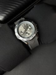 TAG Heuer Aquaracer Chronograph – Silver Dial | Grey Silicone Strap