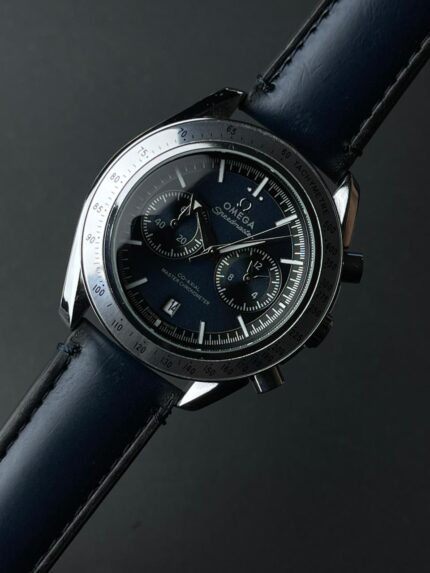 Omega Speedmaster Chronograph Watch – Black & Silver